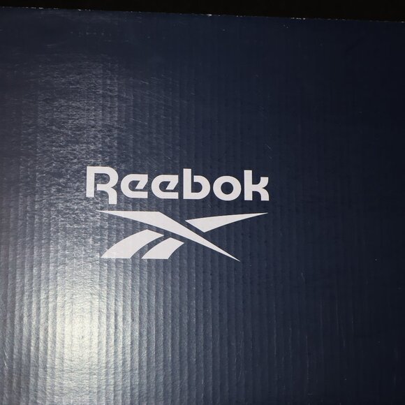 Reebok Leather Charge Sneakers White Beige Sizes 7–9 Grip Sole Imported - Picture 6 of 7